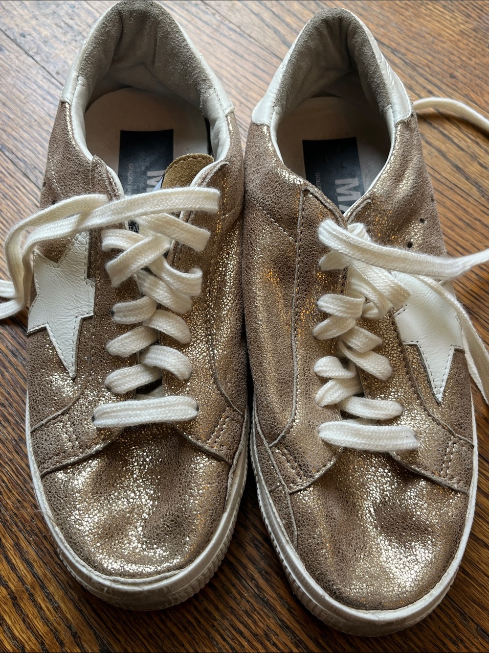 GOLDEN GOOSE METALLIC GOLD SNEAKERS 35 - Picture 2 of 8